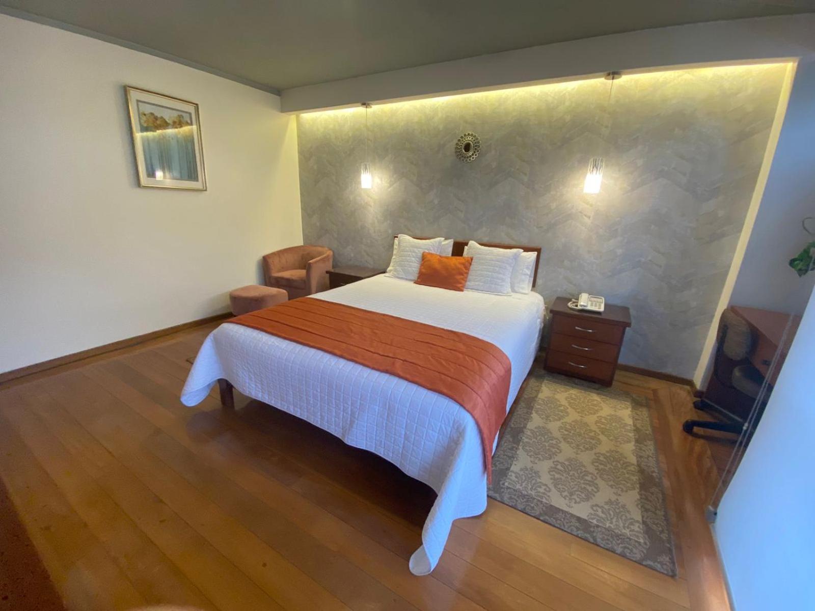 Metropoli 3* Quito