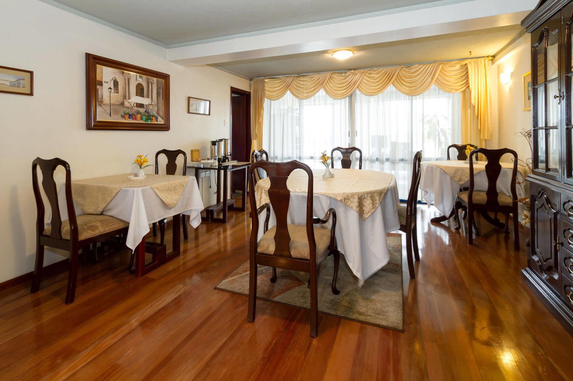 Metropoli Bed & Breakfast 3*