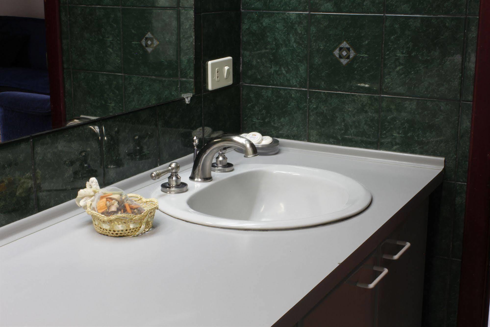 Bed & Breakfast Metropoli Quito